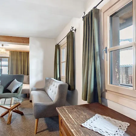 Fuchswirt Guest house
